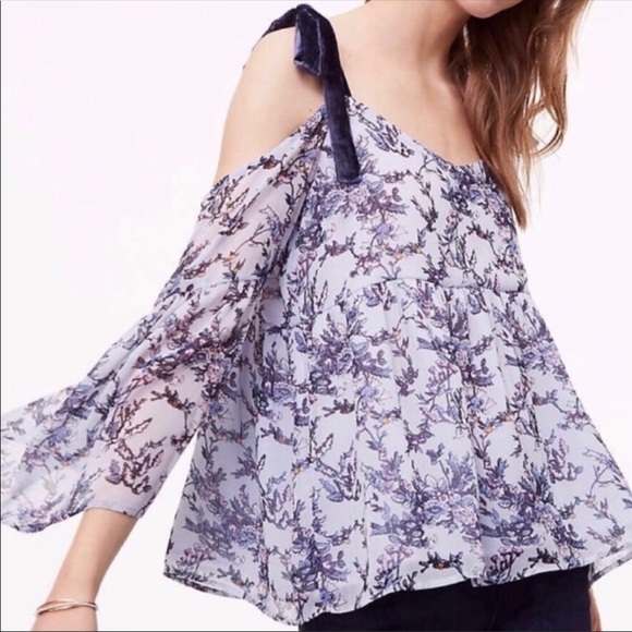 LOFT Tops - LOFT Frosted Branch Cold Shoulder Top Medium NWT